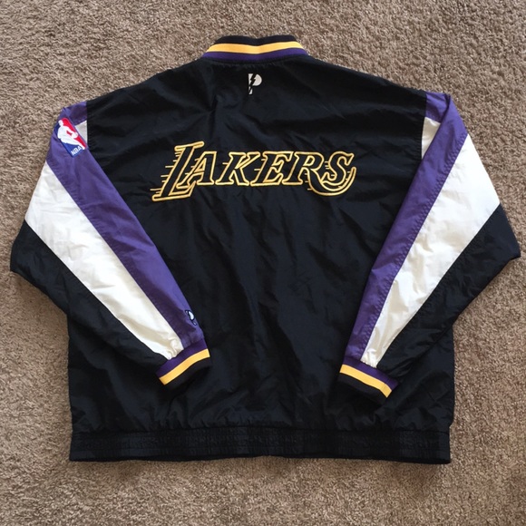Los Angeles Lakers Pro Player Windbreaker - Picture 2 of 7